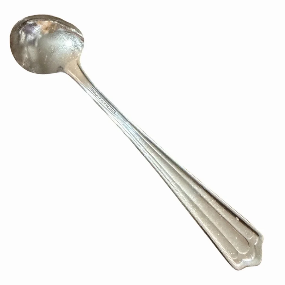 Deerfield Silverplate/Wallace‎ 1933 Lenox Pattern Silverplate Soup Spoon